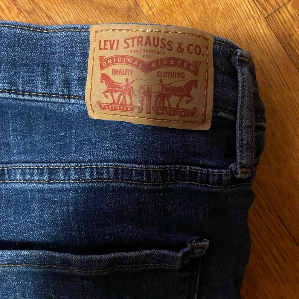 Signature by Levi Strauss Blue Skinny Jeans with Distressed Look - Picture 4 of 4